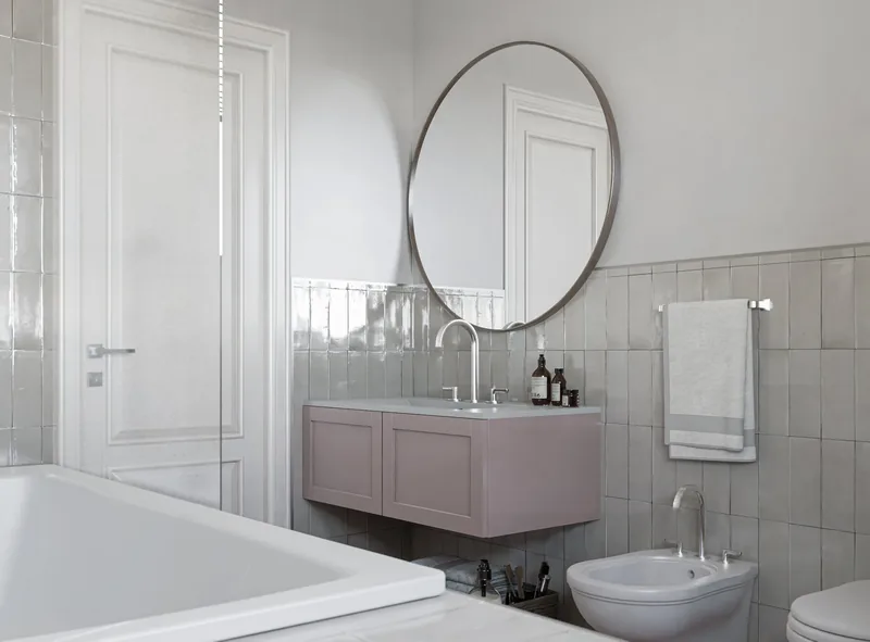 Appartamento privato, Roma: il bagno con vasca