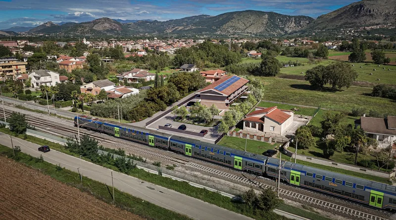 Residence del Sole, Roccasecca (FR): vista aerea dalla ferrovia